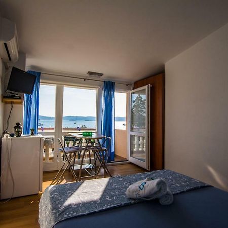 Hotel Sobe Rolo Uz More Biograd Na Moru Exterior foto